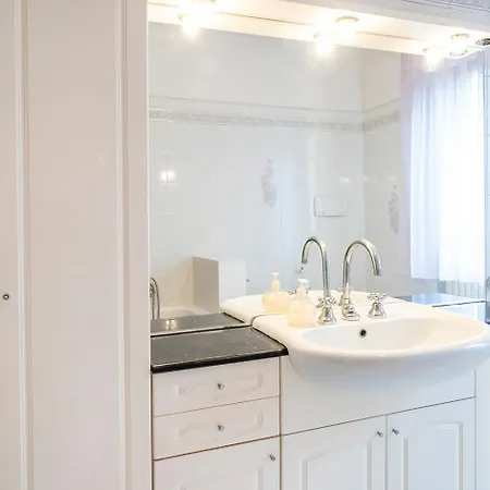 C012 - Camerano, Bilocale Con Doppi Servizi E Giardino Panoramico Camerano