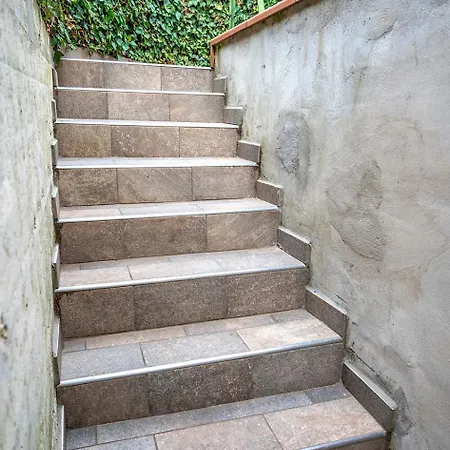 C012 - Camerano, Bilocale Con Doppi Servizi E Giardino Panoramico Appartamento *