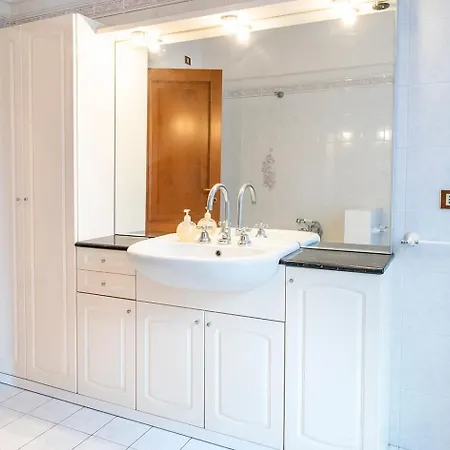 C012 - Camerano, Bilocale Con Doppi Servizi E Giardino Panoramico Camerano