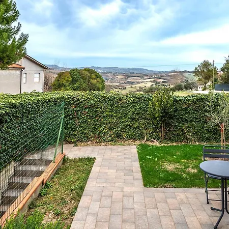 C012 - Camerano, Bilocale Con Doppi Servizi E Giardino Panoramico *